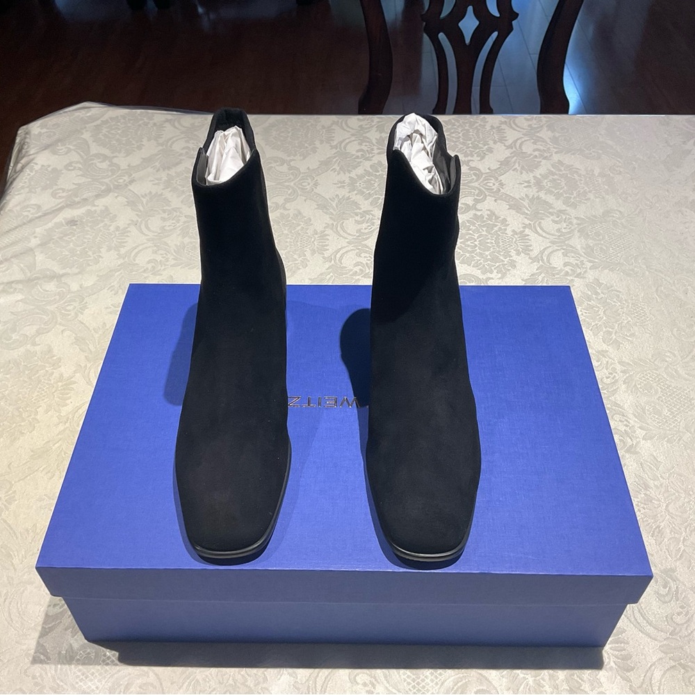 Stuart Weitzman bootie